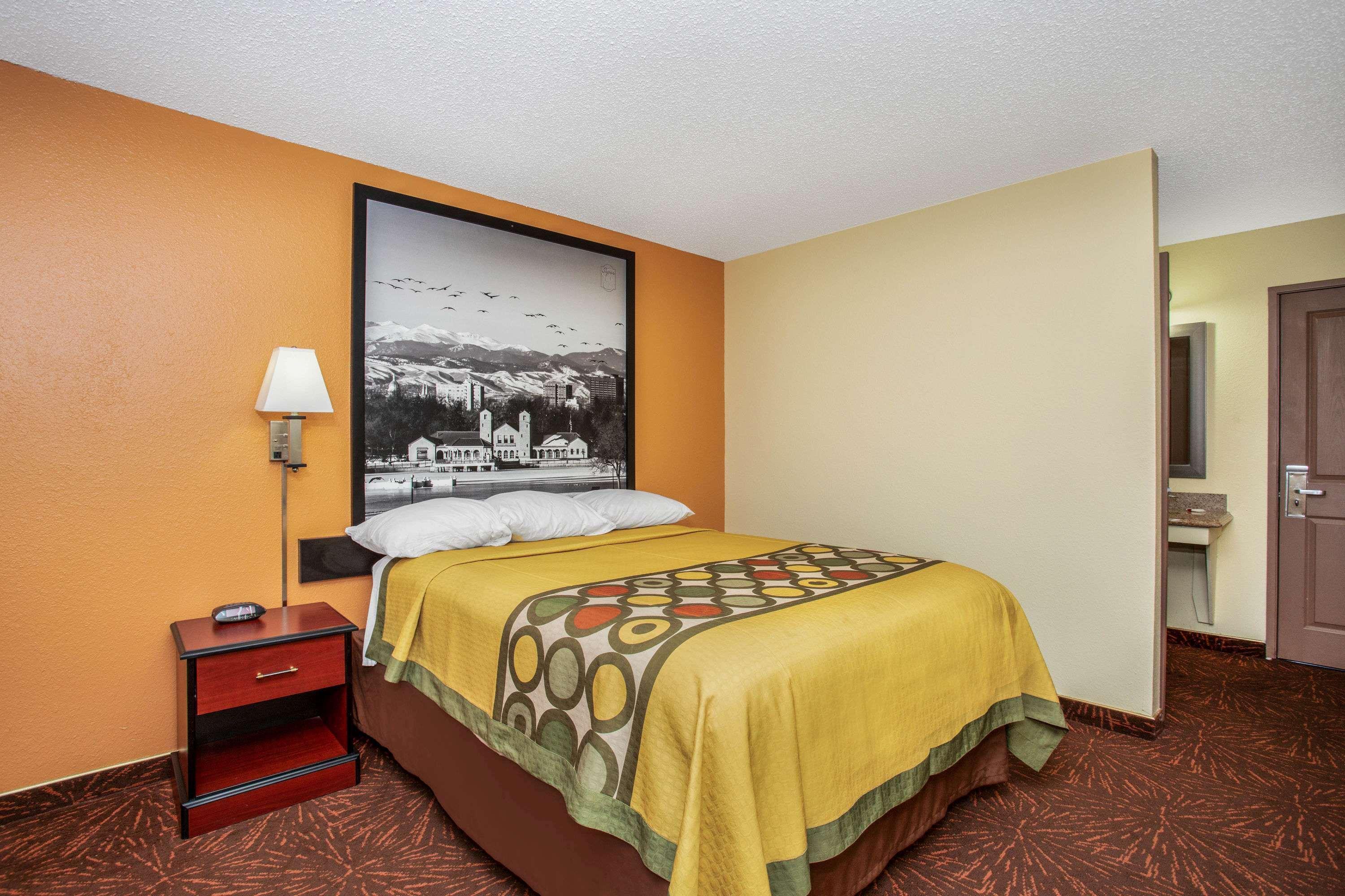 Oyo Hotel Castle Rock Co Downtown Exterior foto